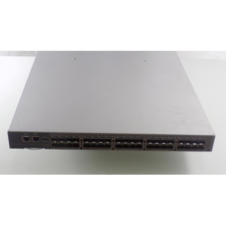 AM870A HP StorageWorks 8/40 SAN Switch AM870A 40x 8 Gbps 32 Ports, Fabric, EGM aktiv