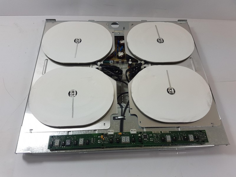 Whirlpool ACM 928/BA  -  deska z indukční varné desky