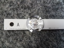 Podsvětlení - LED pásek (A) AG-D1 94V-0 1517 214.01.07   pro LG 42LF652V