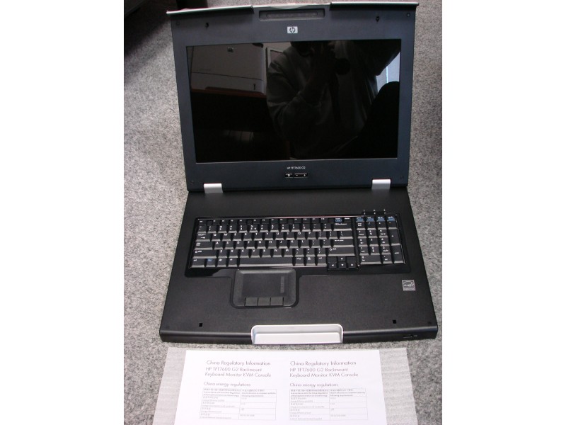 AZ874A, HP TFT7600 KVM CONSLOLE PORT KIT