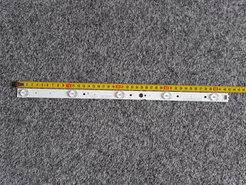 Podsvětlení - LED pásek CRH-A4330300105R6CNRve1.0 pro LG 43UJ620V