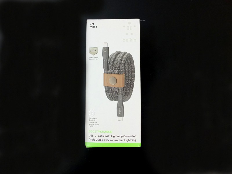 USB-C kabel s Lightning konektorem Belkin BOOST↑CHARGE + řemínek (3m)