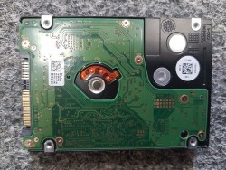 00AR323 IBM 00MJ310 600GB 15K SAS 2.5in V7000 GEN2 Hard Drive 00AR391