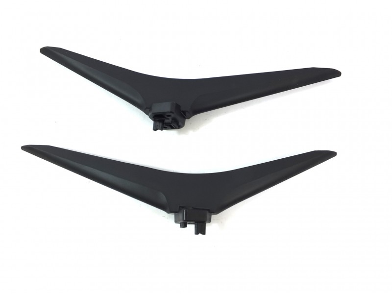 TV Stojan Hisence 657000F