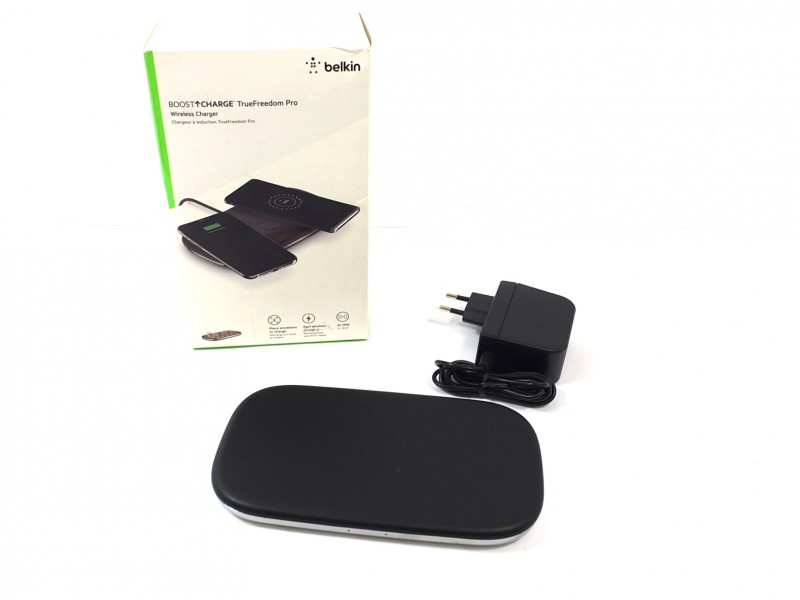 Belkin TrueFreedom PRO 10W bezdrátová nabíječka černá