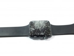 Apple Watch Series 3 42mm GPS Vesmírně šedý hliník s černým sportovním řemínkem