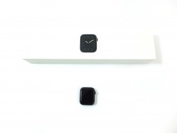 Apple Watch Series 5 40mm Vesmírně šedý hliník - na náhradní díly