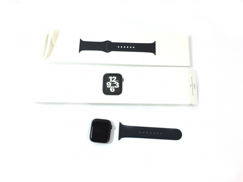 Apple Watch SE 44mm Vesmírně šedý hliník s temně inkoustovým sportovním řemínkem