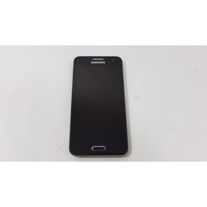 Mobilní telefon  Samsung Galaxy A3 (SM-A300FU)   na náhradní díly