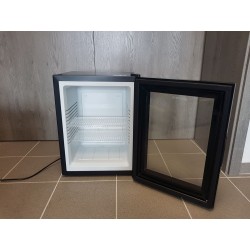 GUZZANTI vinotéka GZ 44G