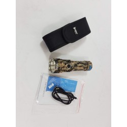 Baterka výkon 4200 lm, dosvit 250 m Wuben T70 camo