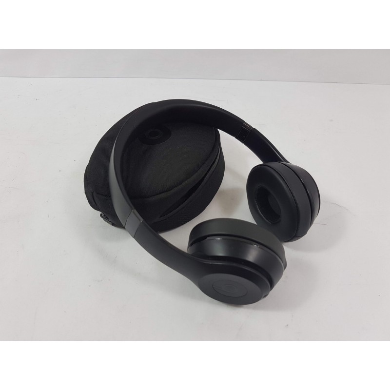 Beats Solo3 Wireless - černá
