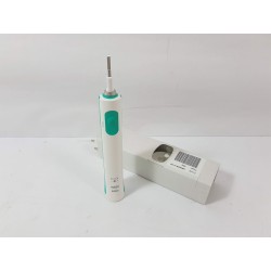 Elektrický zubní kartáček Oral-B JUNIOR PRO 6+