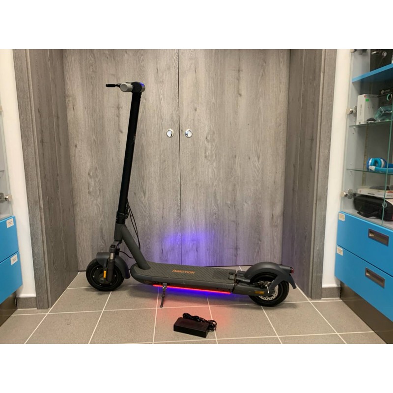Elektrická koloběžka Inmotion L9 500W