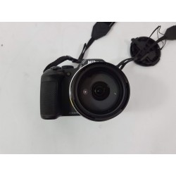 Digitální fotoaparát Nikon COOLPIX B700 poškozen