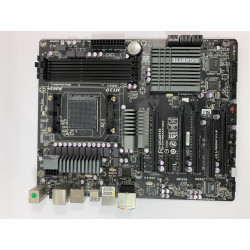 GIGABYTE 990FXA-UD3